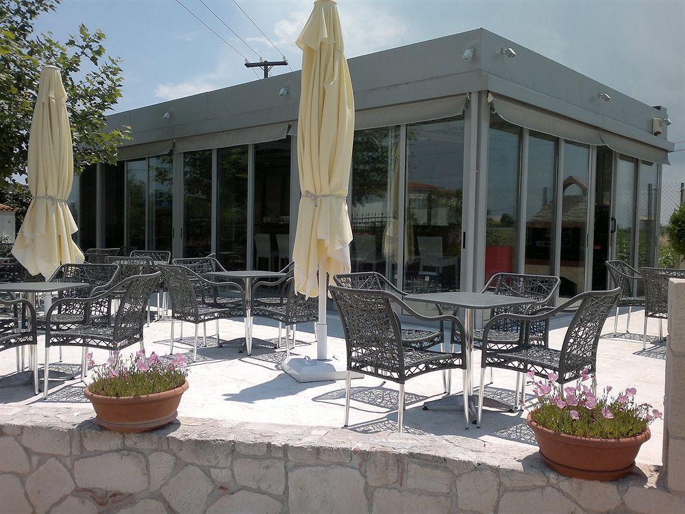 Agnanti Hotel Afytos Exterior photo
