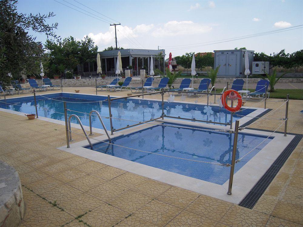 Agnanti Hotel Afytos Exterior photo