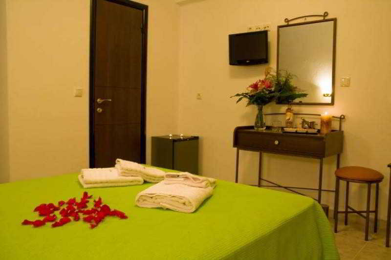 Agnanti Hotel Afytos Exterior photo